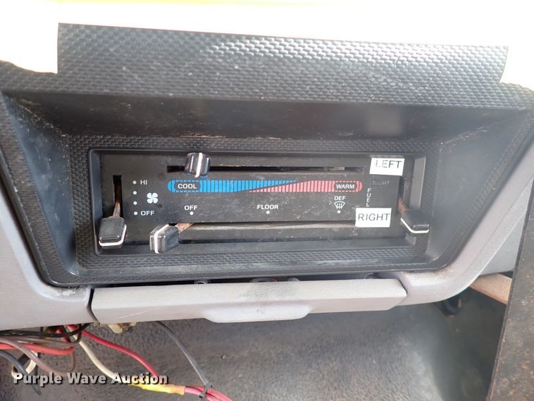 image for item DJ5612 1997 Ford F700  dump truck