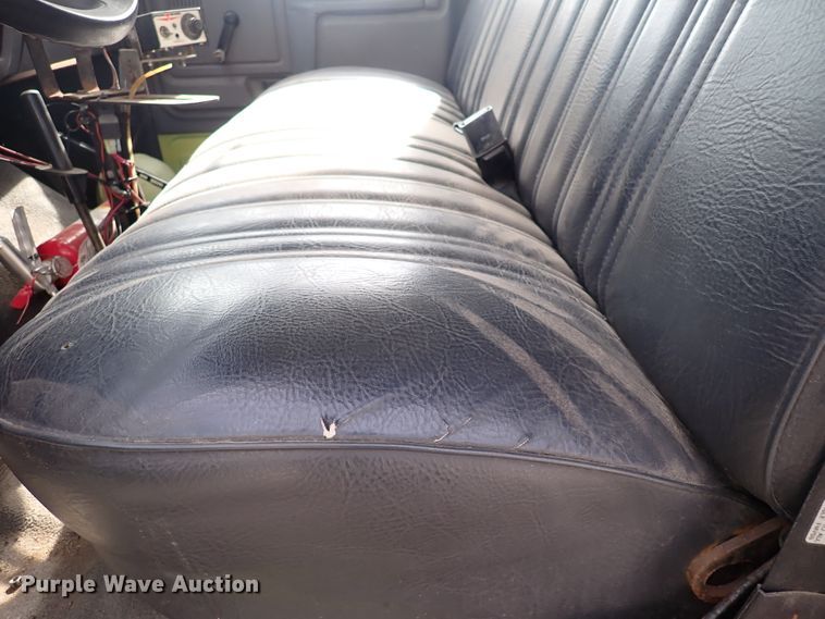 image for item DJ5612 1997 Ford F700  dump truck