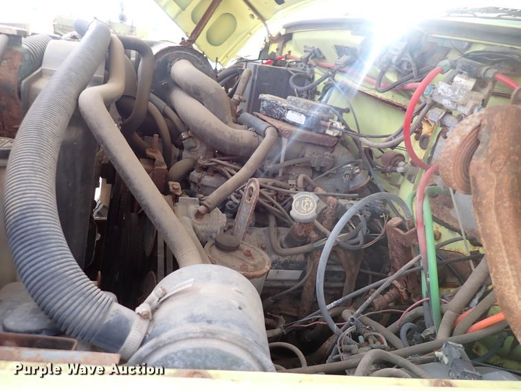 image for item DJ5612 1997 Ford F700  dump truck