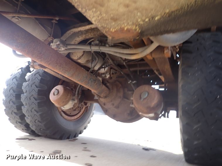 image for item DJ5612 1997 Ford F700  dump truck