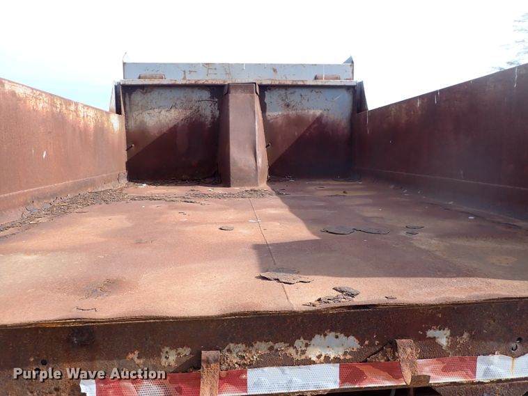 image for item DJ5612 1997 Ford F700  dump truck