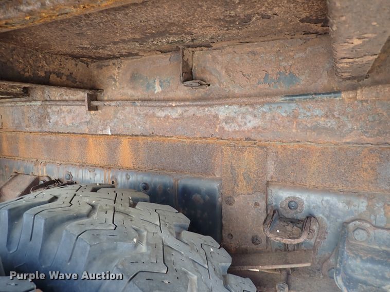 image for item DJ5612 1997 Ford F700  dump truck