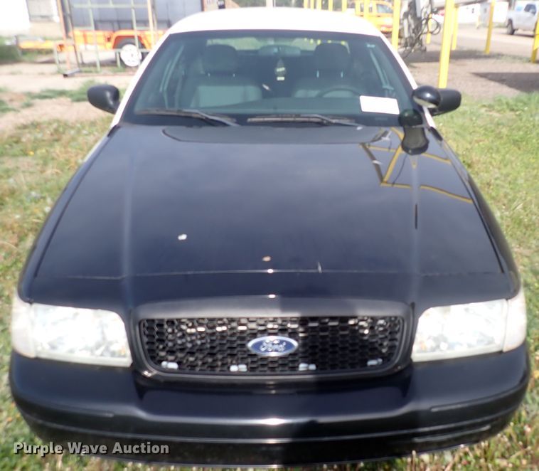 image for item DJ5615 2010 Ford Crown Victoria Police Interceptor