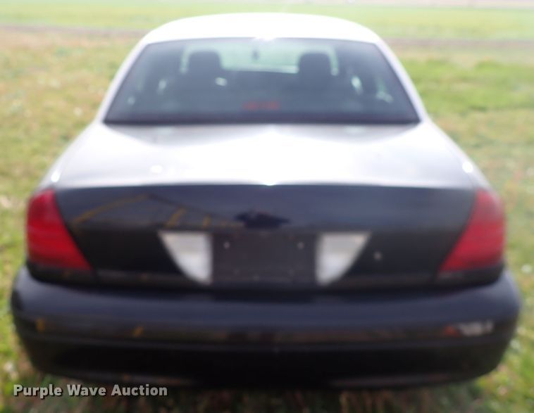 image for item DJ5615 2010 Ford Crown Victoria Police Interceptor