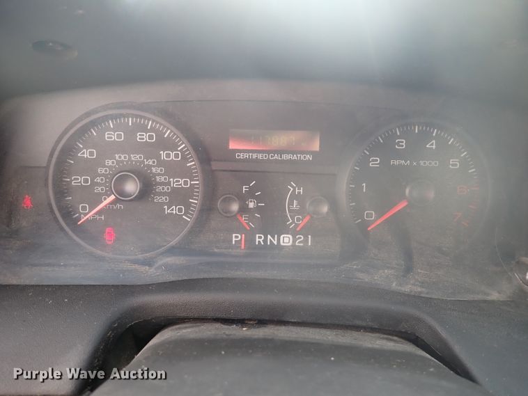 image for item DJ5615 2010 Ford Crown Victoria Police Interceptor