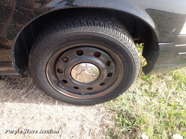 image for item DJ5615 2010 Ford Crown Victoria Police Interceptor