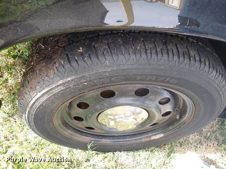 image for item DJ5615 2010 Ford Crown Victoria Police Interceptor