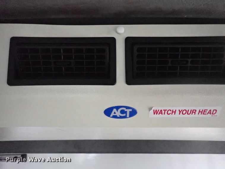 image for item DJ5617 2013 Ford E450 Super Duty  shuttle bus