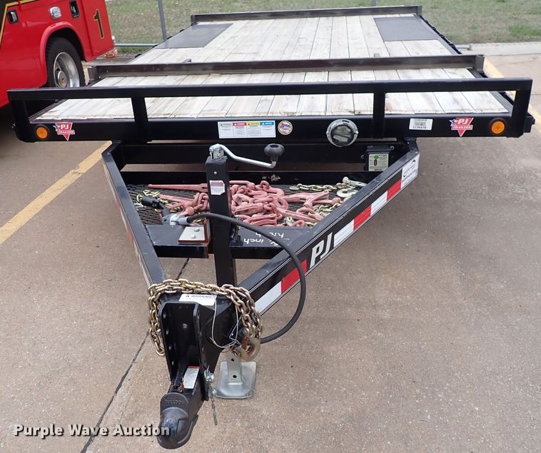 image for item DJ5621 2010 PJ  utility trailer