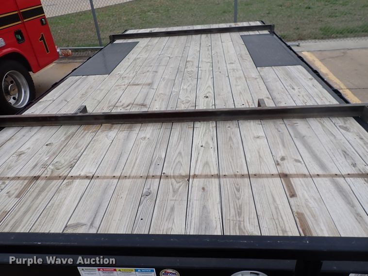 image for item DJ5621 2010 PJ  utility trailer