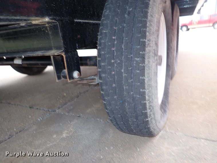 image for item DJ5621 2010 PJ  utility trailer