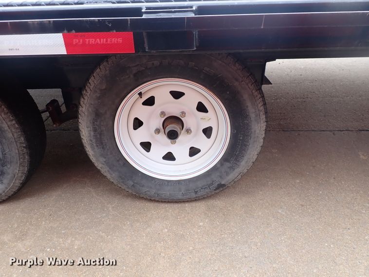 image for item DJ5621 2010 PJ  utility trailer