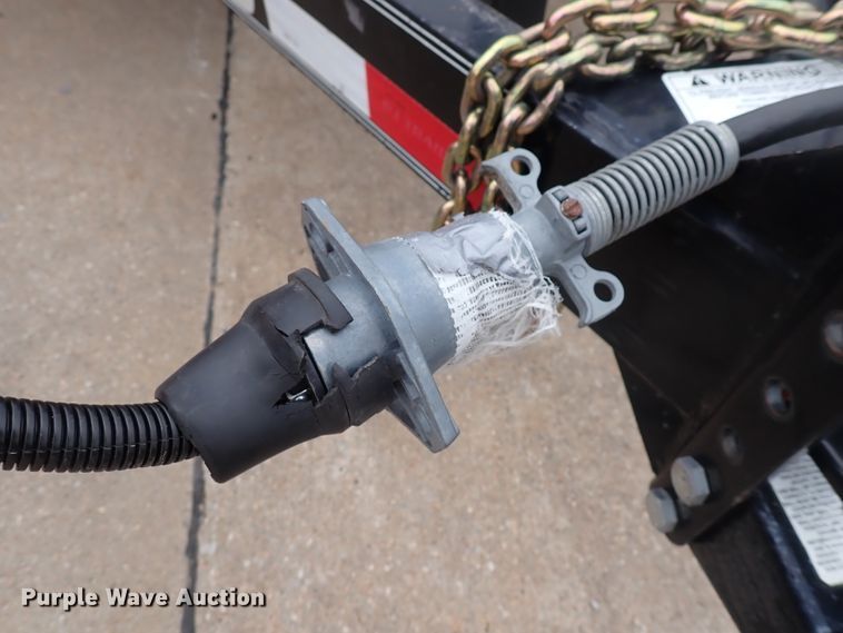 image for item DJ5621 2010 PJ  utility trailer