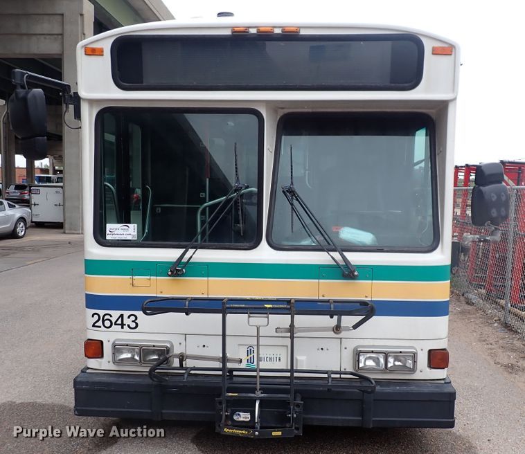 image for item DJ5625 2006 Gillig Phantom C29D096N4  transit bus