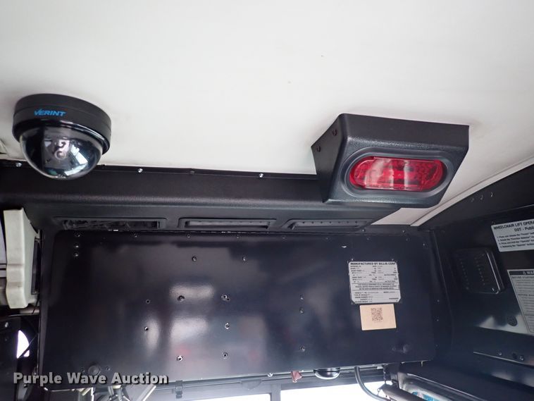 image for item DJ5625 2006 Gillig Phantom C29D096N4  transit bus