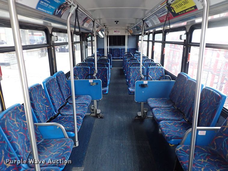 image for item DJ5625 2006 Gillig Phantom C29D096N4  transit bus