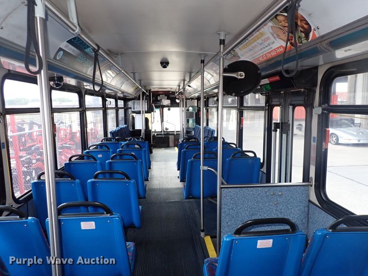 image for item DJ5625 2006 Gillig Phantom C29D096N4  transit bus