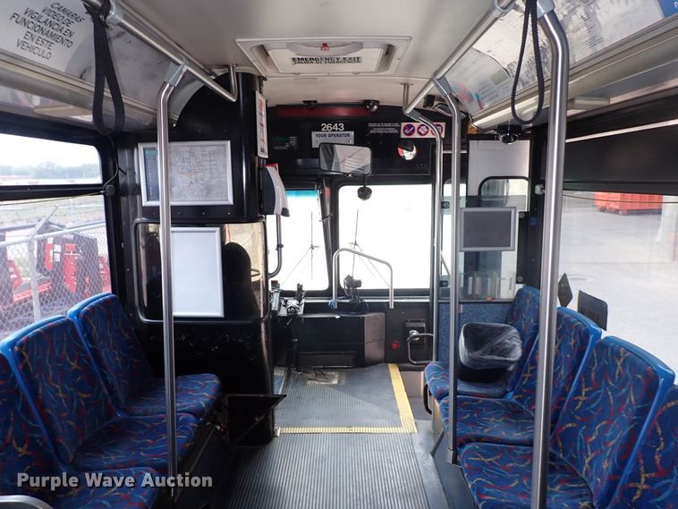 image for item DJ5625 2006 Gillig Phantom C29D096N4  transit bus