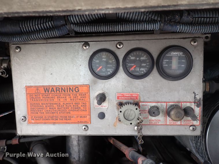 image for item DJ5625 2006 Gillig Phantom C29D096N4  transit bus