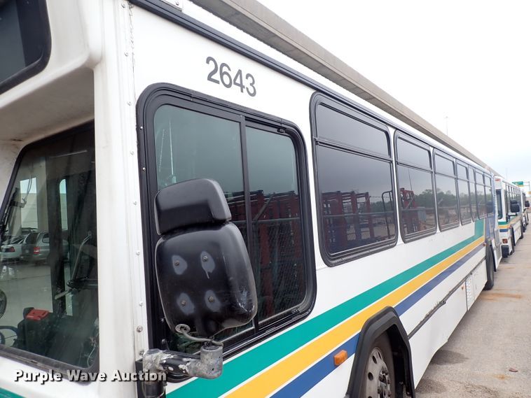 image for item DJ5625 2006 Gillig Phantom C29D096N4  transit bus