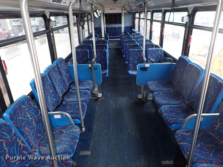 image for item DJ5626 2006 Gillig Phantom C29D096N4  transit bus