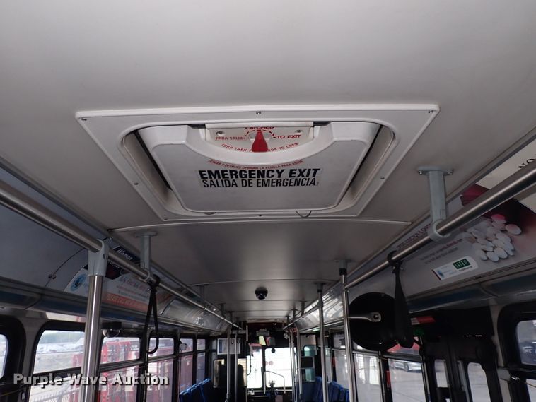 image for item DJ5626 2006 Gillig Phantom C29D096N4  transit bus