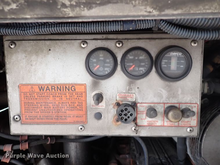 image for item DJ5626 2006 Gillig Phantom C29D096N4  transit bus