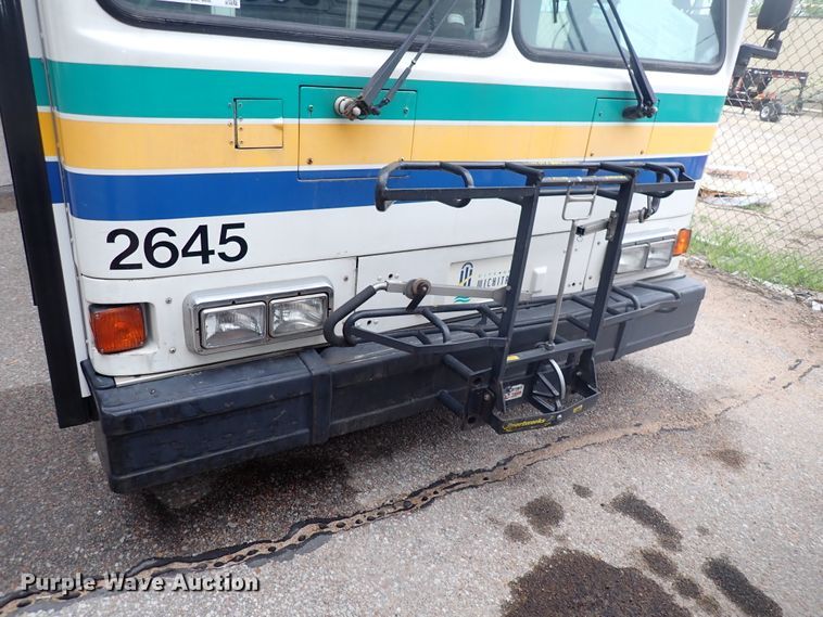 image for item DJ5626 2006 Gillig Phantom C29D096N4  transit bus