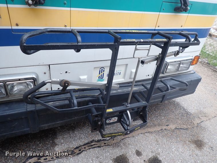 image for item DJ5626 2006 Gillig Phantom C29D096N4  transit bus