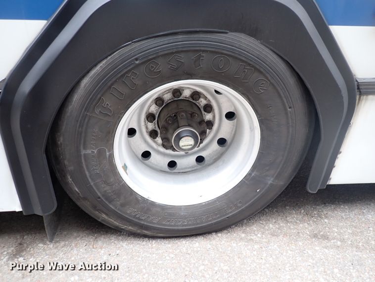 image for item DJ5626 2006 Gillig Phantom C29D096N4  transit bus