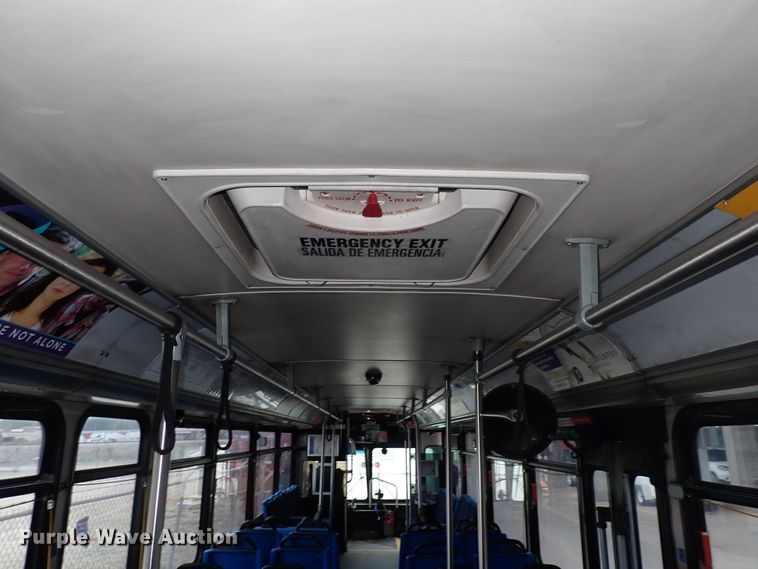 image for item DJ5627 2006 Gillig Phantom C29D096N4  transit bus