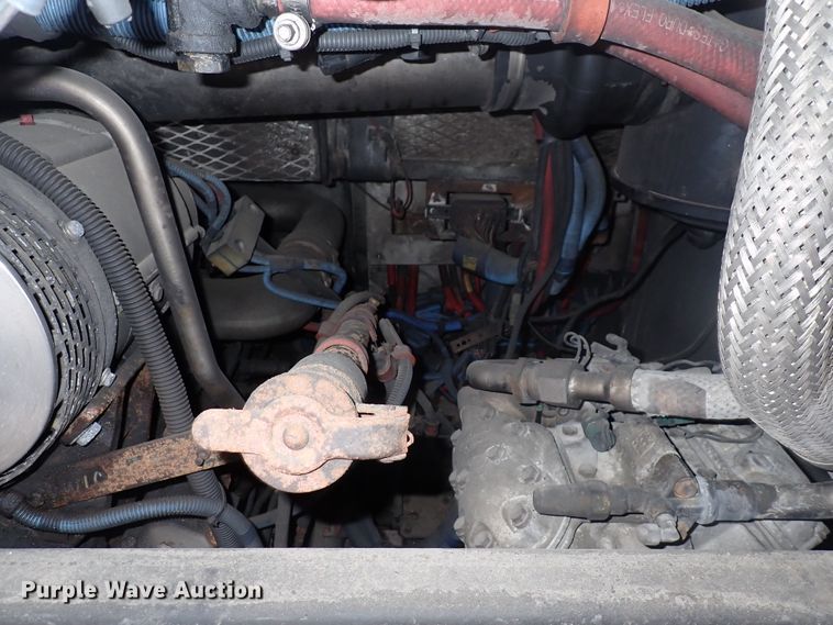 image for item DJ5627 2006 Gillig Phantom C29D096N4  transit bus