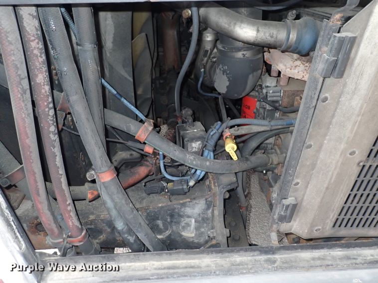 image for item DJ5627 2006 Gillig Phantom C29D096N4  transit bus