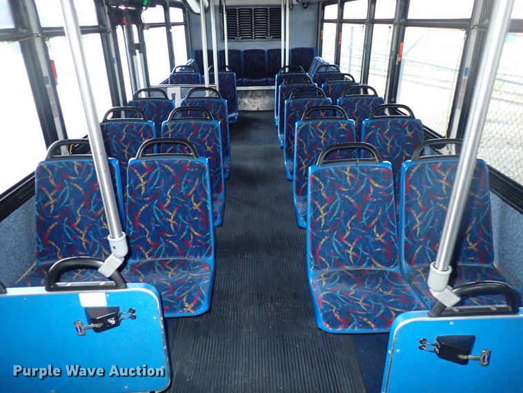 image for item DJ5630 2006 Gillig Phantom C29D096N4  transit bus