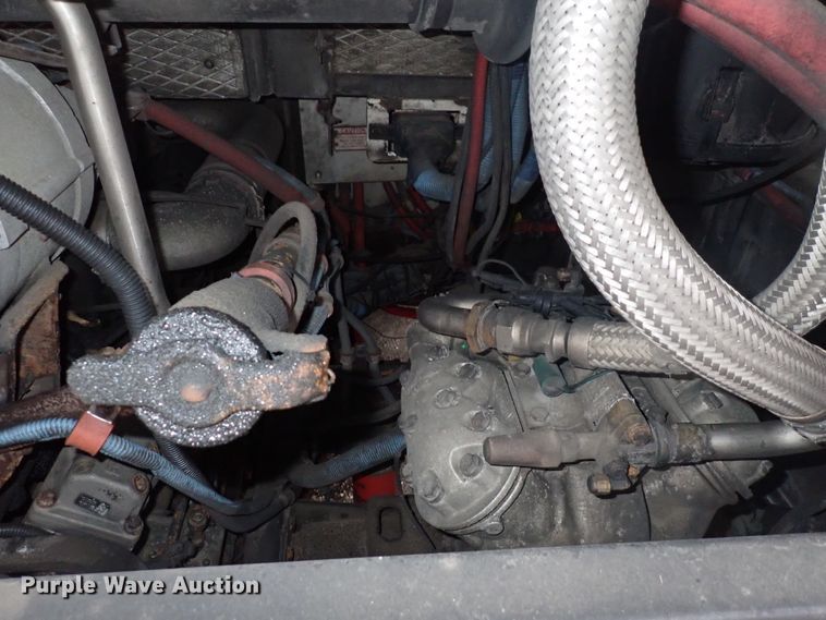 image for item DJ5630 2006 Gillig Phantom C29D096N4  transit bus