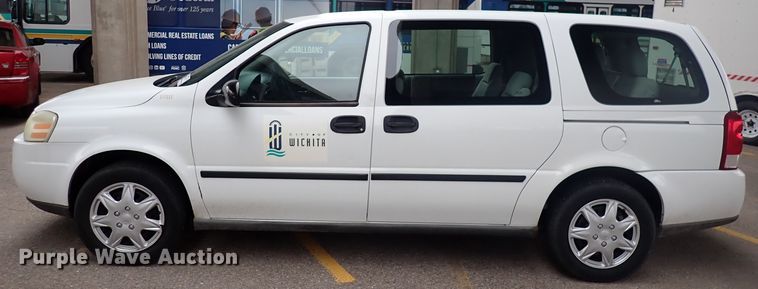 image for item DJ5633 2005 Chevrolet Uplander  van