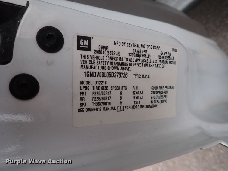 image for item DJ5633 2005 Chevrolet Uplander  van