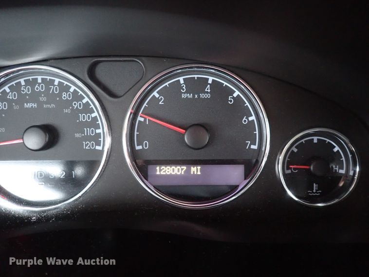 image for item DJ5633 2005 Chevrolet Uplander  van