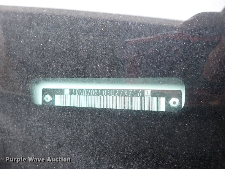 image for item DJ5633 2005 Chevrolet Uplander  van