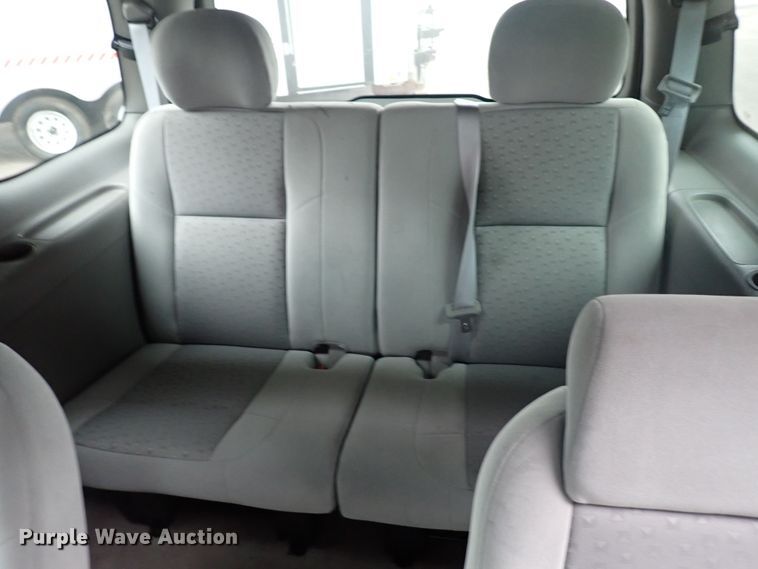 image for item DJ5633 2005 Chevrolet Uplander  van