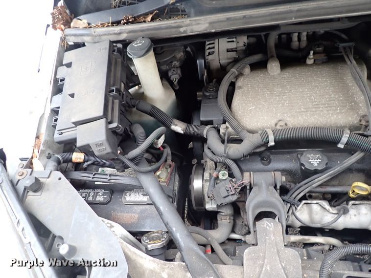 image for item DJ5633 2005 Chevrolet Uplander  van