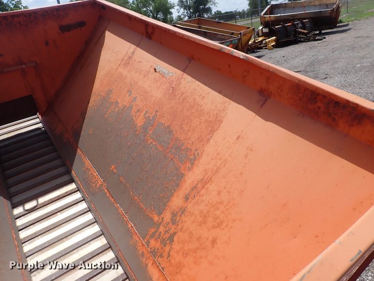 image for item DJ5683 Henderson spreader