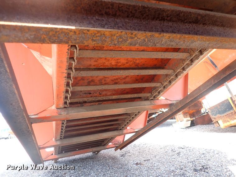 image for item DJ5683 Henderson spreader