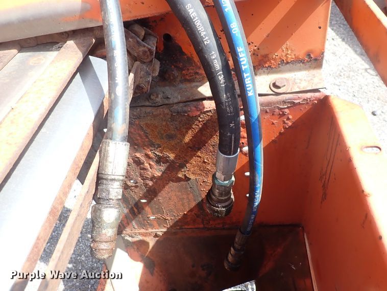 image for item DJ5683 Henderson spreader