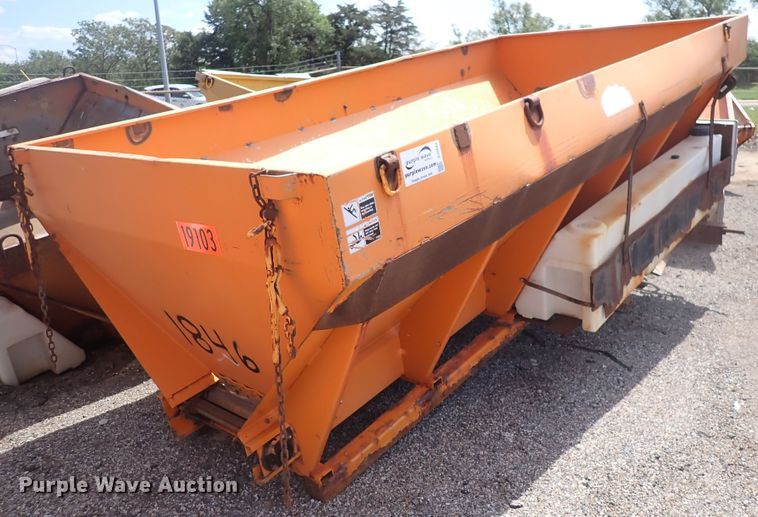 image for item DJ5684 Henderson spreader