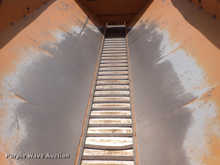 image for item DJ5684 Henderson spreader