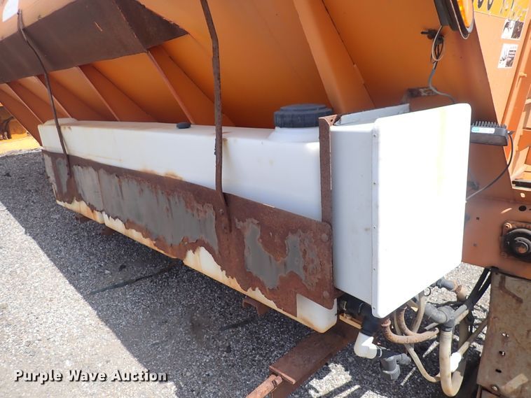 image for item DJ5684 Henderson spreader