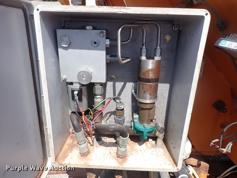 image for item DJ5684 Henderson spreader