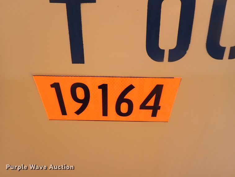 image for item DJ5686 Henderson spreader