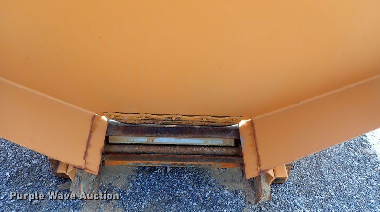 image for item DJ5686 Henderson spreader